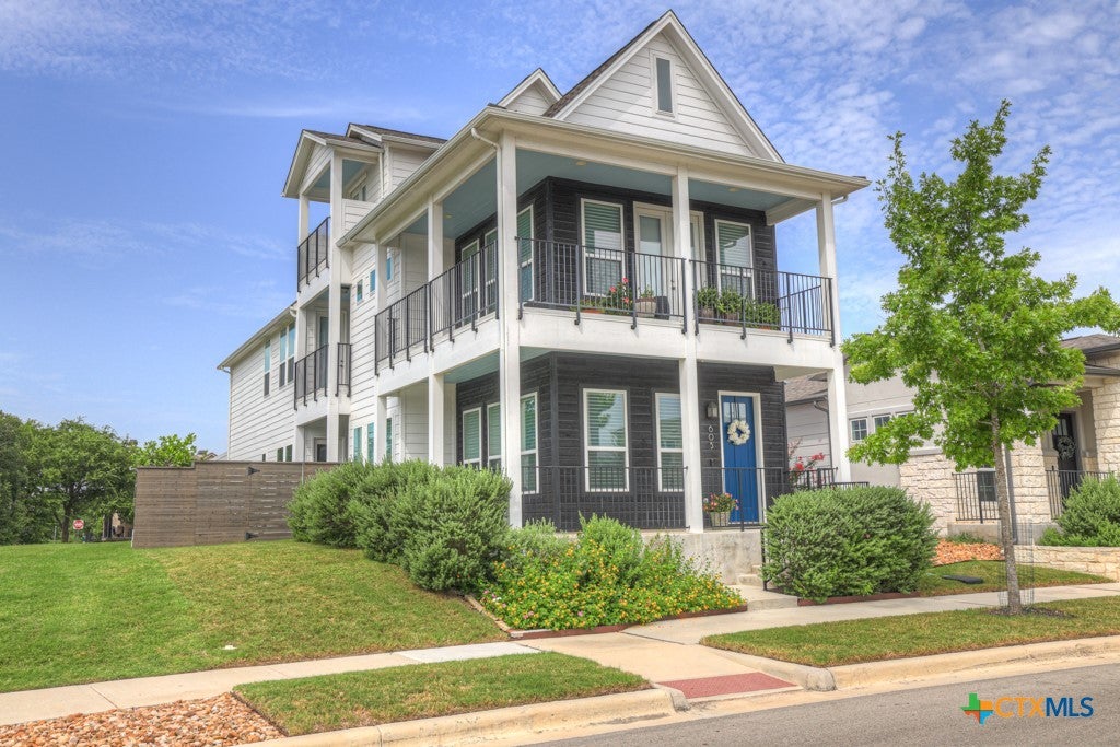 Photo of 605 Creekside Common, New Braunfels, TX 78130 (MLS # 627061)