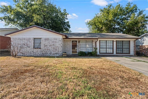 Photo of 914 Randa Street, Copperas Cove, TX 76522 (MLS # 625506)