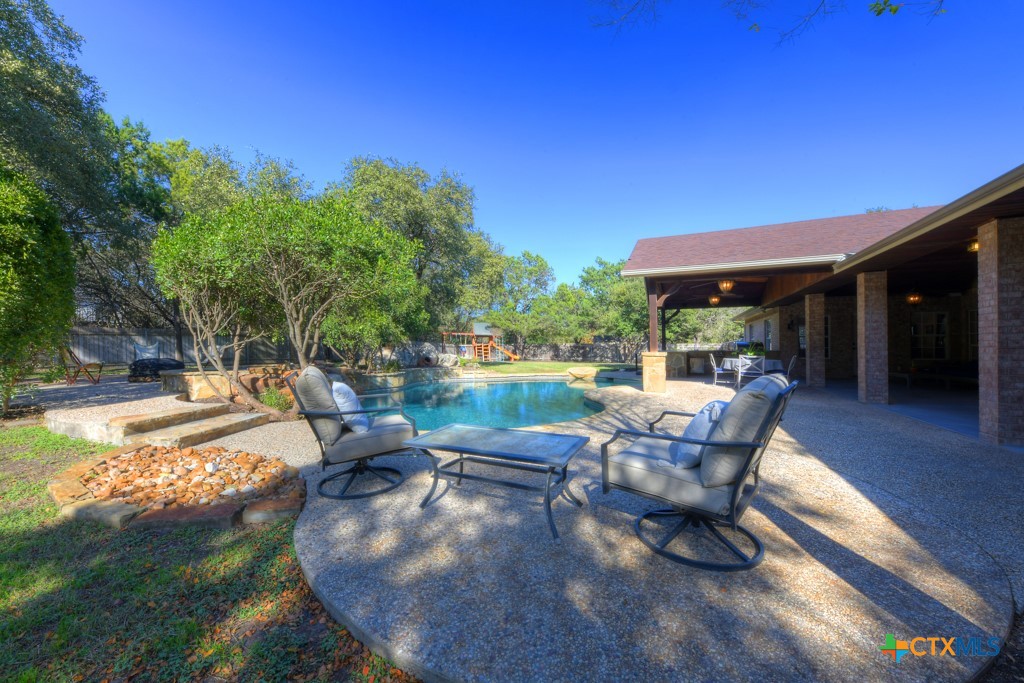 New Braunfels, Texas 78132, United States, 4 Bedrooms Bedrooms, ,3 BathroomsBathrooms,Residential,Pending,25090