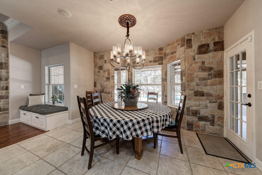 New Braunfels, Texas 78132, United States, 4 Bedrooms Bedrooms, ,3 BathroomsBathrooms,Residential,Pending,25090