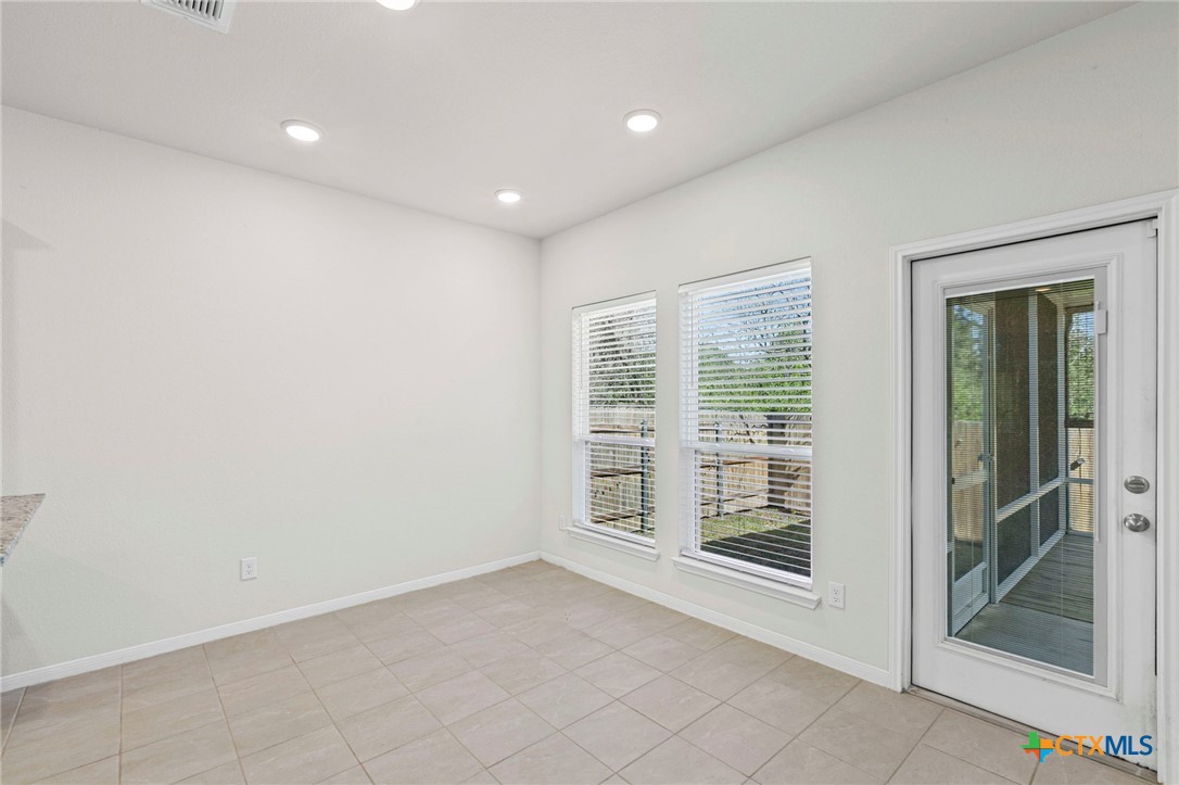 424 Oxford Lane Lane