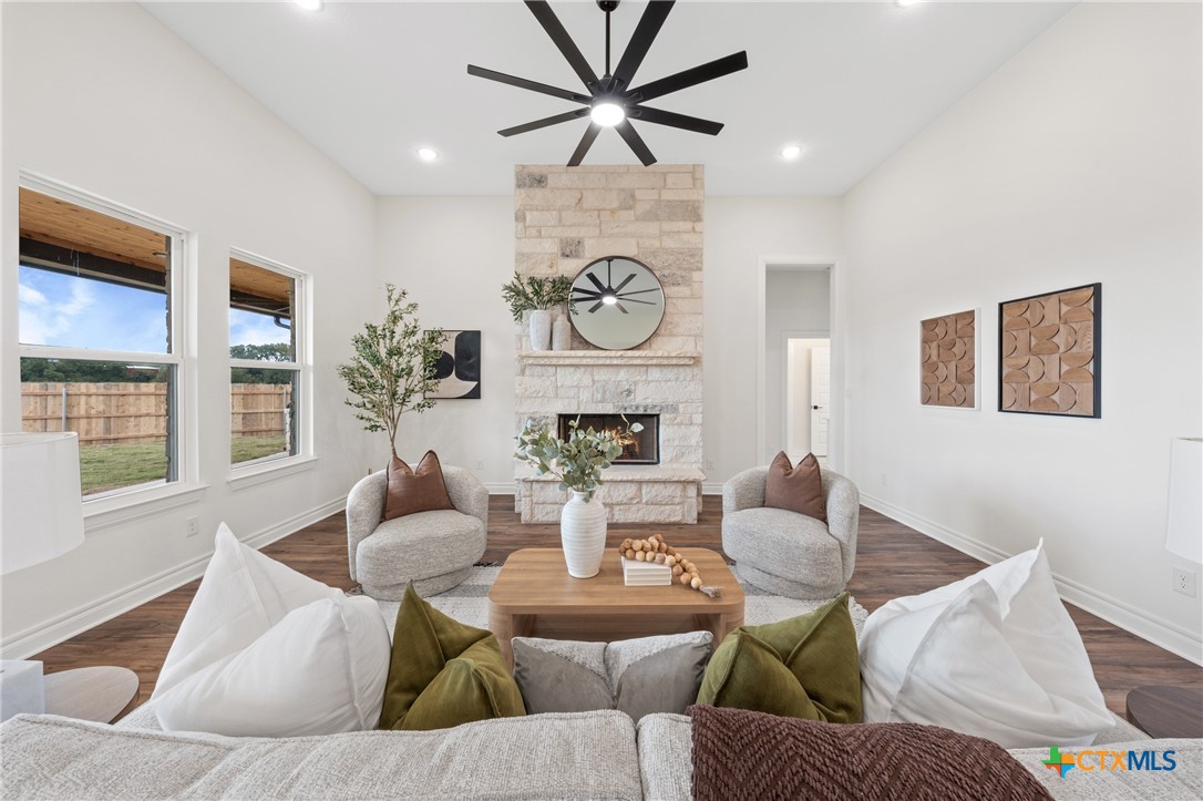 11042 Eagle Walk Boulevard