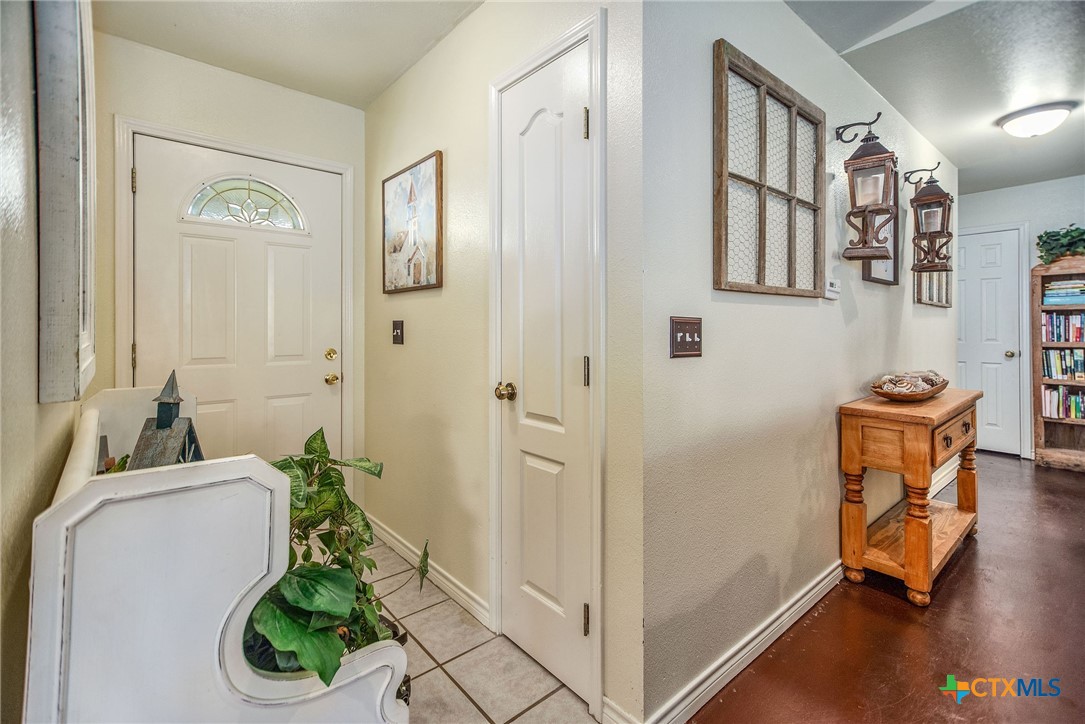 1503 W Broadway Avenue