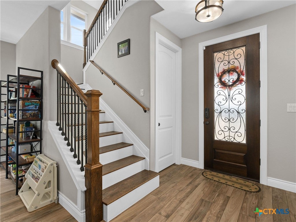 Photo of 1644 Lake Ridge Boulevard, Canyon Lake, TX 78133 (MLS # 627172)