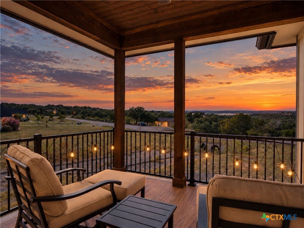 Photo of 1644 Lake Ridge Boulevard, Canyon Lake, TX 78133 (MLS # 627172)