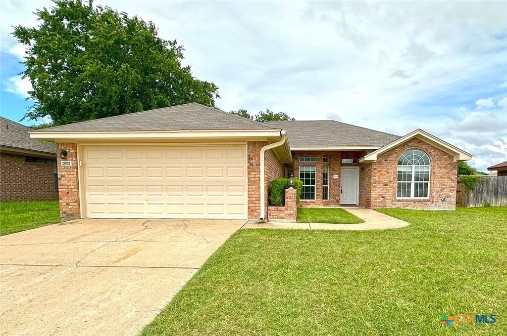 Photo of 3803 Sawtooth Drive, Killeen, TX 76542 (MLS # 616630)