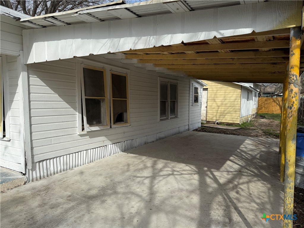 Photo of 416 Avenue C, Seguin, TX 78155 (MLS # 602540)