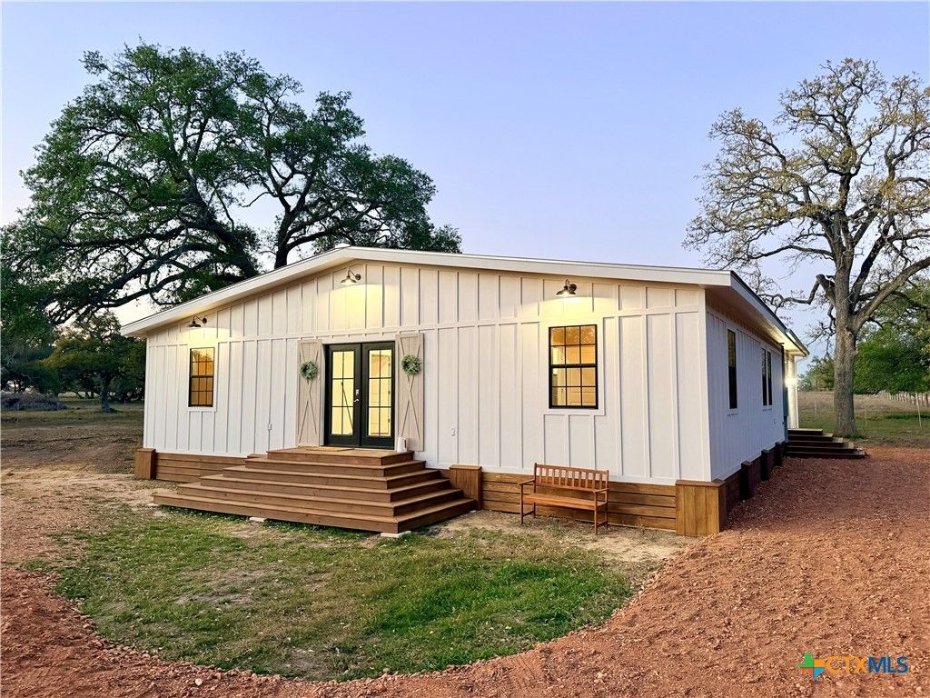 Photo of 55 Rice Road, Yoakum, TX 77995 (MLS # 609483)