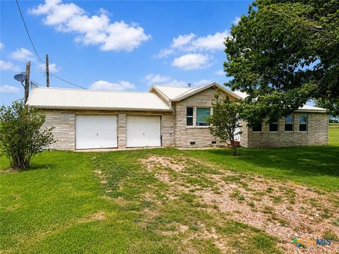 Photo of 334 Ripple Road, Victoria, TX 77905 (MLS # 613158)