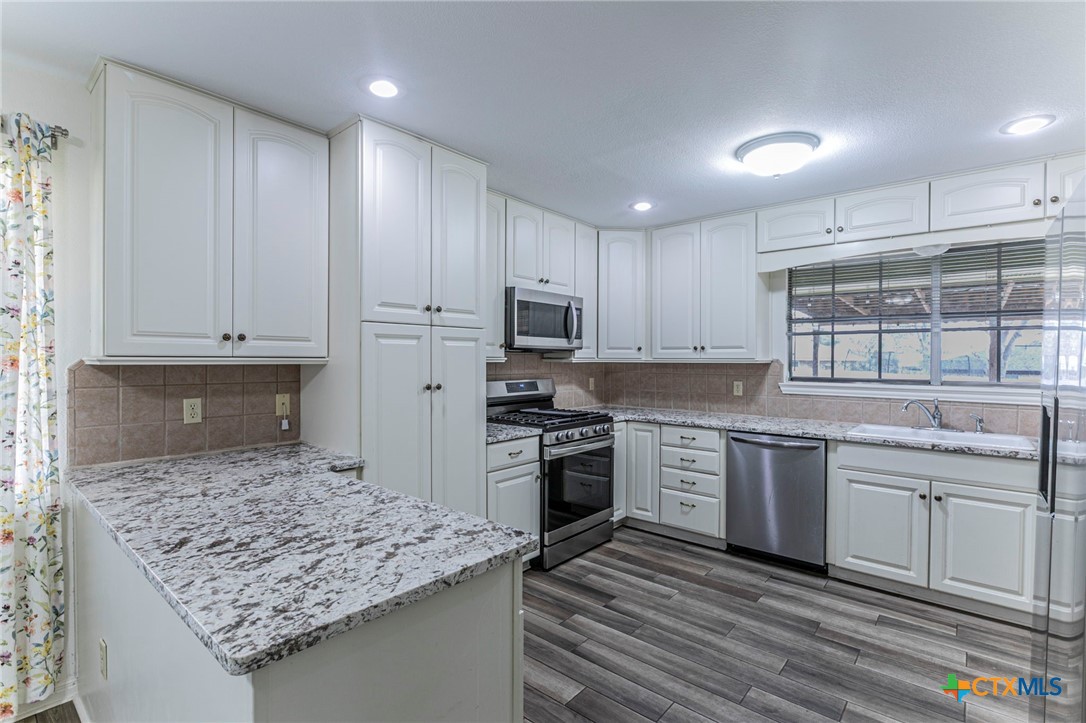 3409 Hemlock Boulevard