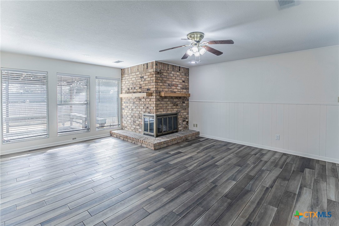 3409 Hemlock Boulevard