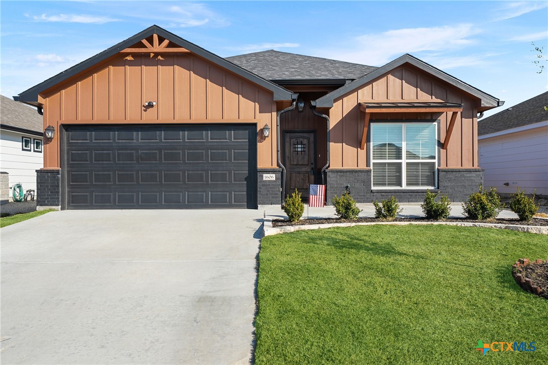 1606 Fiddle Wood Way