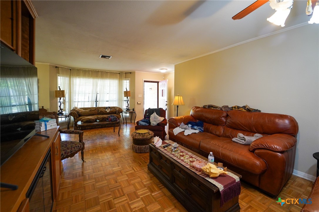 2801 E Loma Vista Avenue