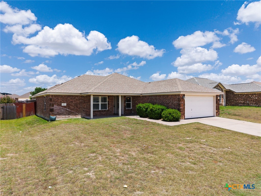 Photo 1 of 32 — 3502 Lucas Street, Copperas Cove, TX 76522