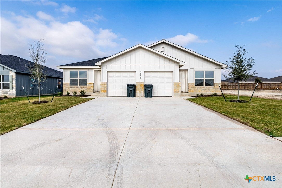 6107 Twistleaf Lane