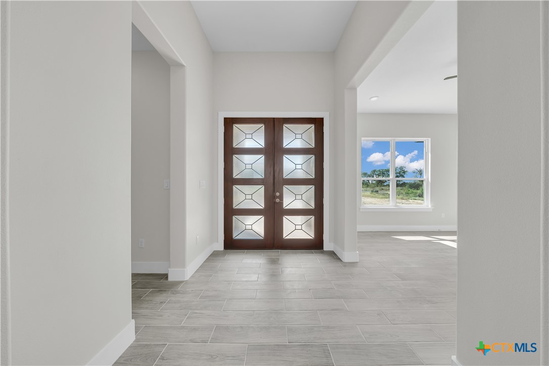 1585 Private Road 2771