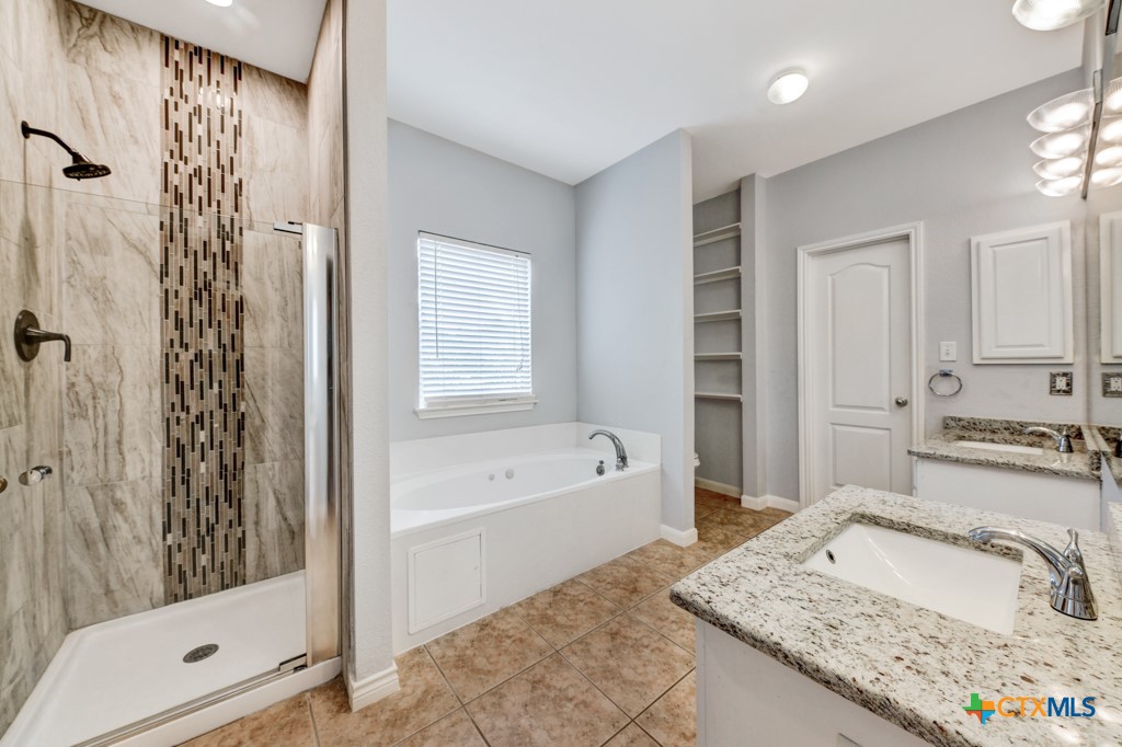 Bulverde, Texas 78163, United States, 5 Bedrooms Bedrooms, ,3 BathroomsBathrooms,Residential,Active,245388