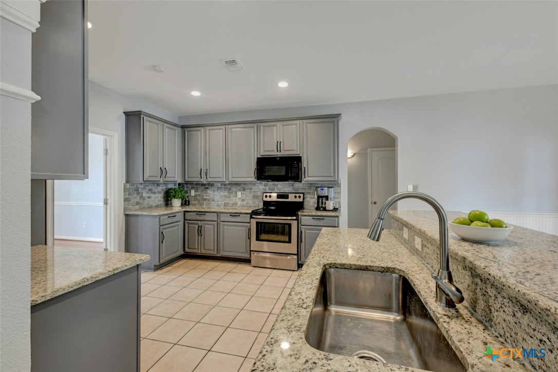 Bulverde, Texas 78163, United States, 5 Bedrooms Bedrooms, ,3 BathroomsBathrooms,Residential,Active,245388