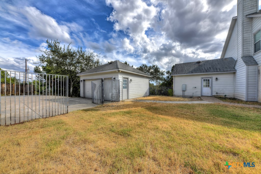 Bulverde, Texas 78163, United States, 5 Bedrooms Bedrooms, ,3 BathroomsBathrooms,Residential,Active,245388