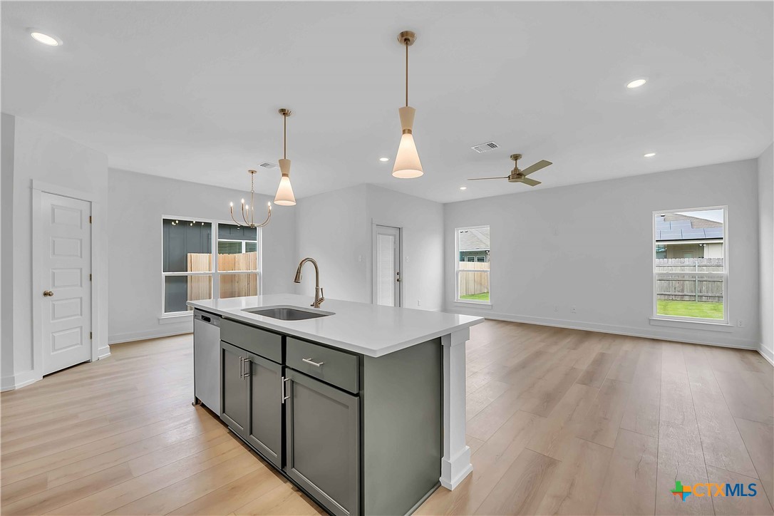 2912 Wolf Ridge Lane