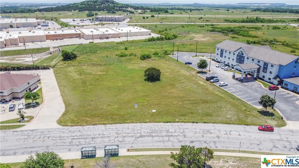 325 Constitution Drive