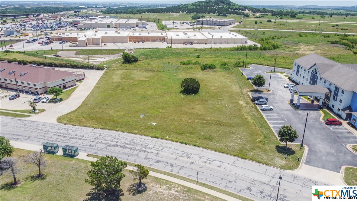 325 Constitution Drive