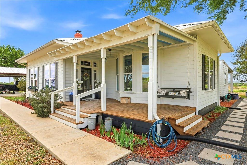 Photo of 6673 Center Point Road, San Marcos, TX 78666 (MLS # 607845)