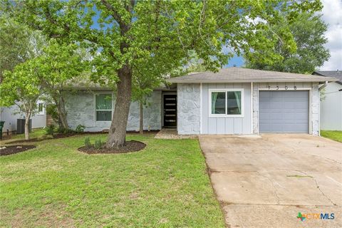 Photo of 7308 Saffron Street, Austin, TX 78749 (MLS # 612396)