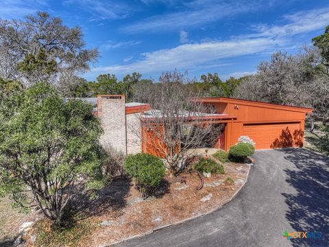 211 Bunnyrun Lane San Marcos TX 78666