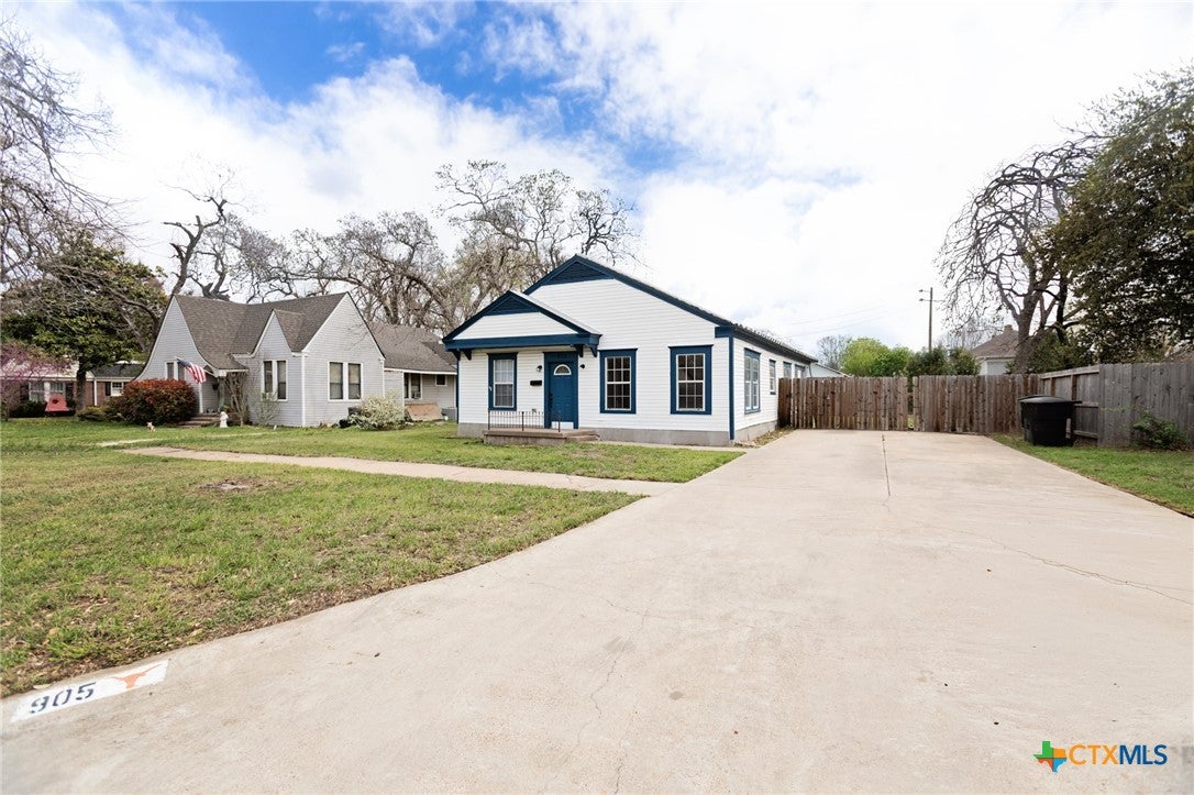 905 N 9th Street