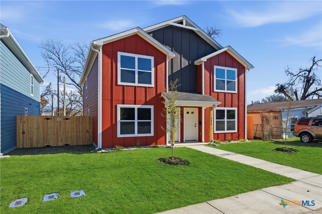 909 S Martin Luther King Jr Drive A & B