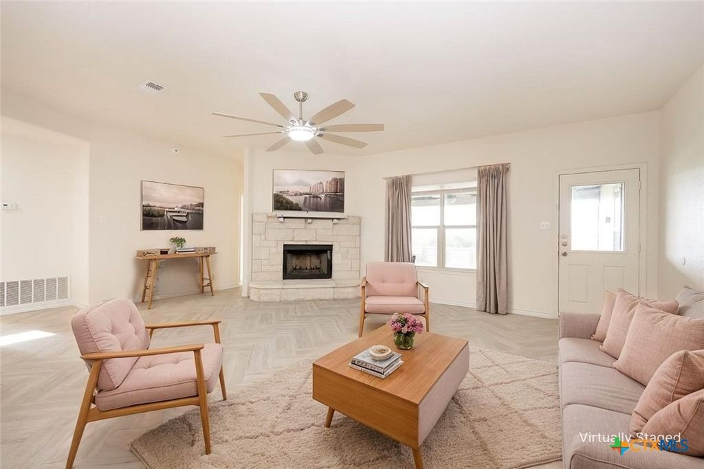 Photo of 3433 Plateau Street, Copperas Cove, TX 76522 (MLS # 610684)