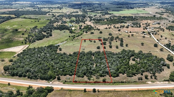 160 HIGHWAY 304, WAELDER, TX 78959 - Image 2305965bfcdfce6bcf093207cf6dfd66/658337733