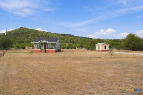 Photo of 3051 County Road 3270, Kempner, TX 76539 (MLS # 627250)