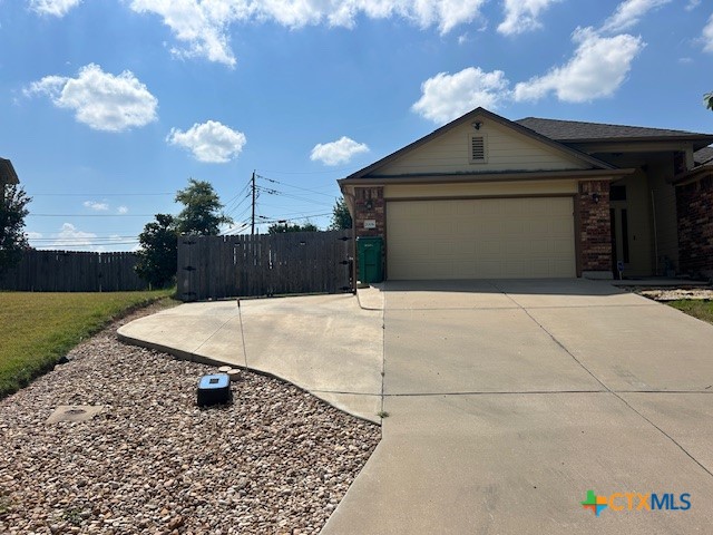 2006 Deer Field Way