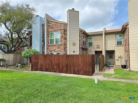 Photo of 1730 Avenue C #F, El Campo, TX 77437 (MLS # 612979)