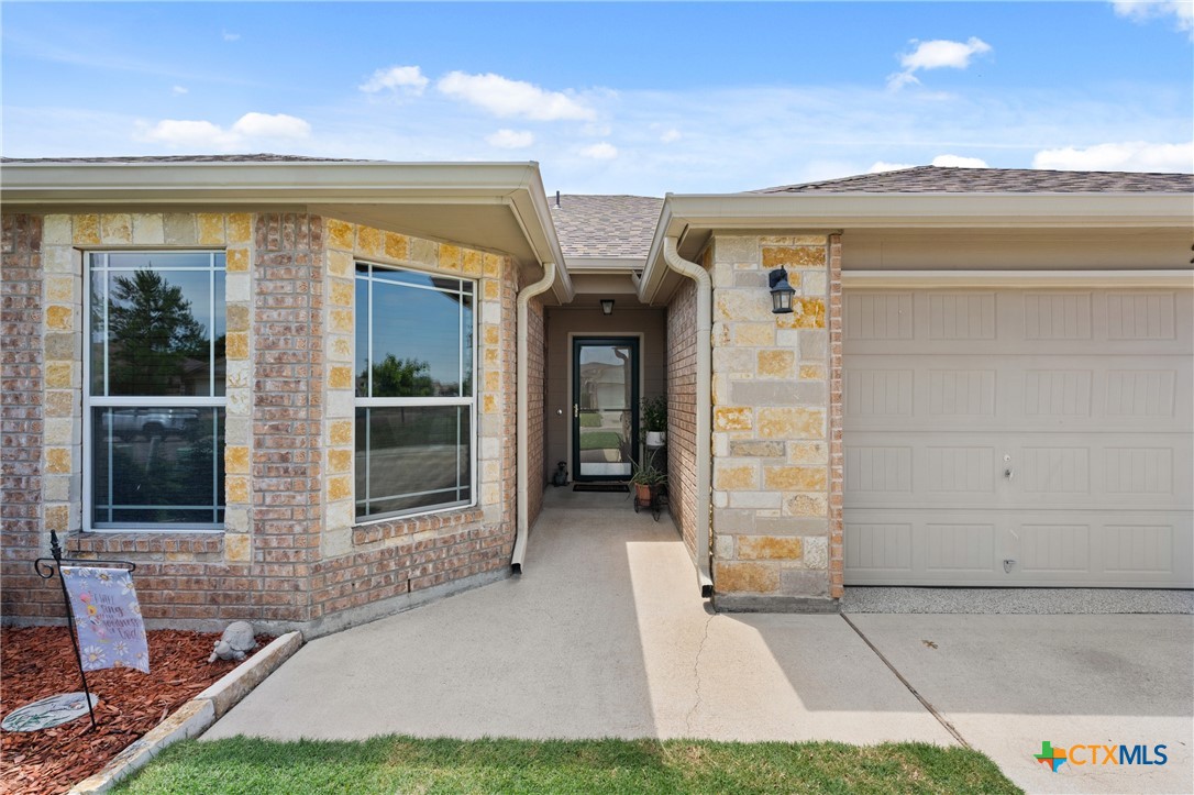 2112 Jefferson Court