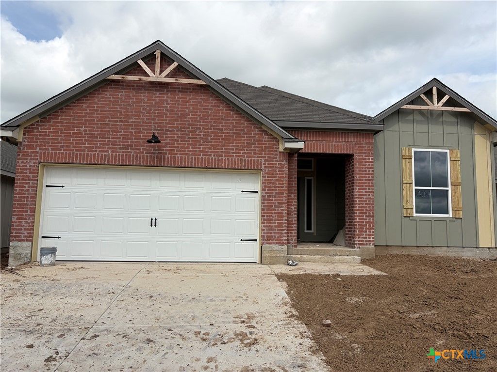 Photo of 424 Honeydew Way, Seguin, TX 78155 (MLS # 608242)