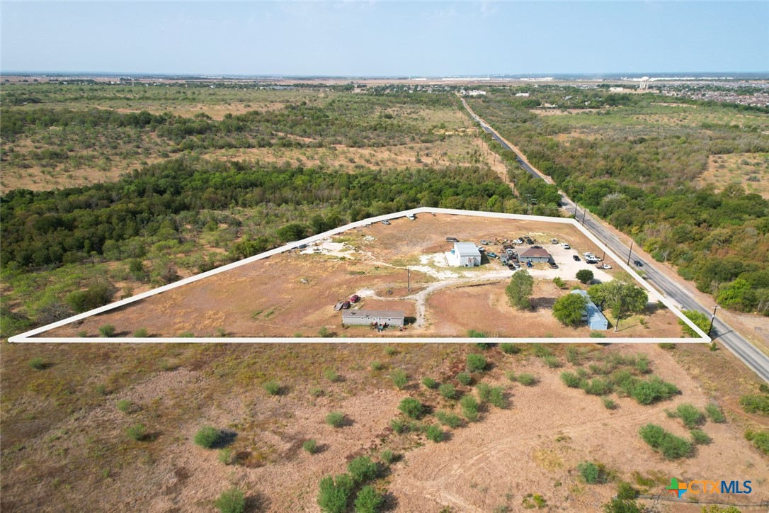 1000 Heidenreich Lane