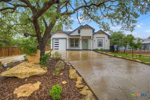 Photo of 2676 Western Skies Drive, Spring Branch, TX 78070 (MLS # 611669)
