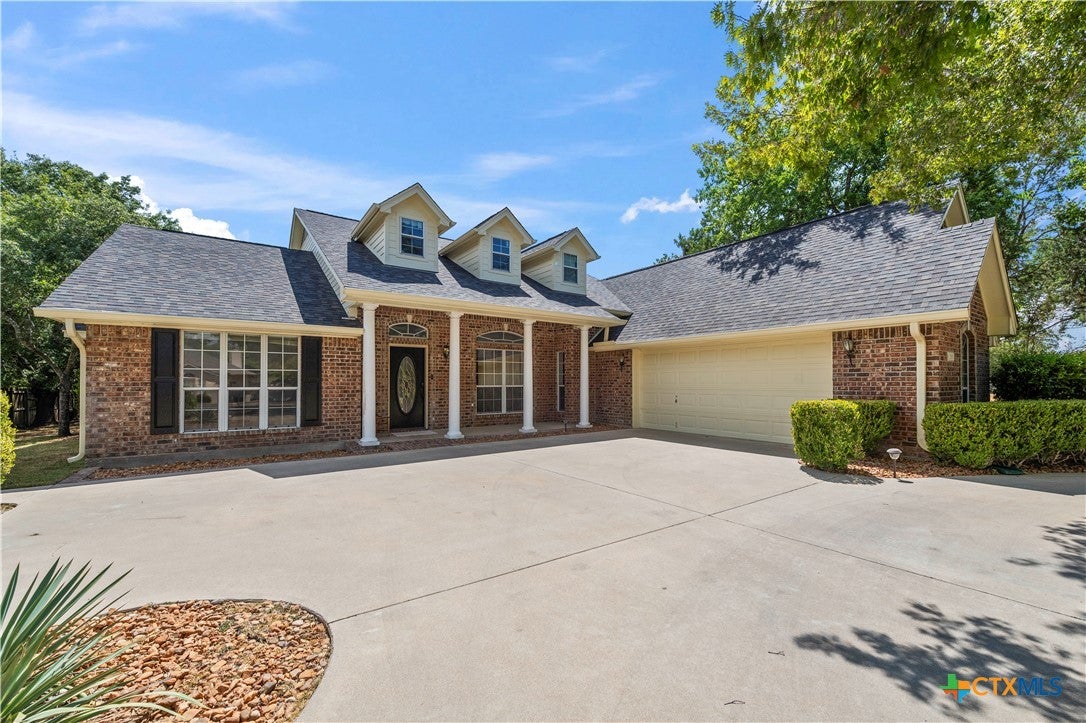 3900 Chisholm Trail