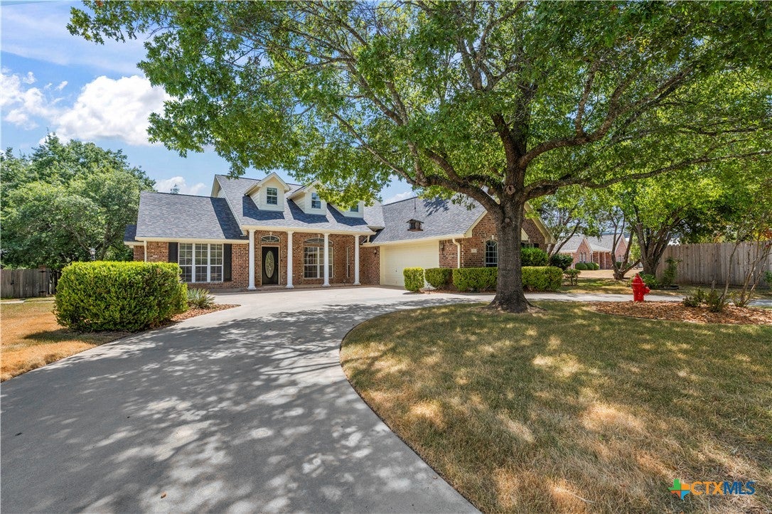 3900 Chisholm Trail