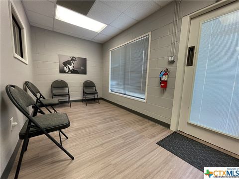 Photo of 1409 N Bishop Street, San Marcos, TX 78666 (MLS # 475333)