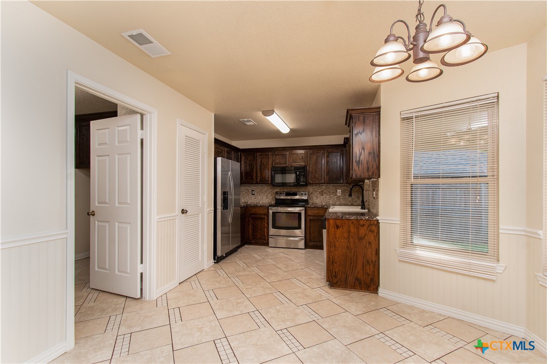 4403 Glennwood Drive