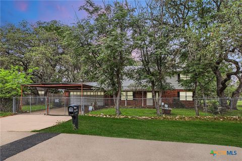 Photo of 773 Lookout Drive, Canyon Lake, TX 78133 (MLS # 610950)