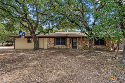 Photo of 31 Retama Drive, Morgans Point Resort, TX 76513 (MLS # 626279)