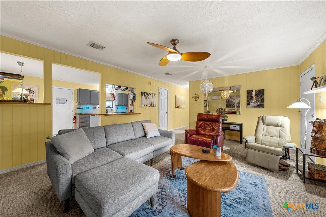 31 Retama Drive
