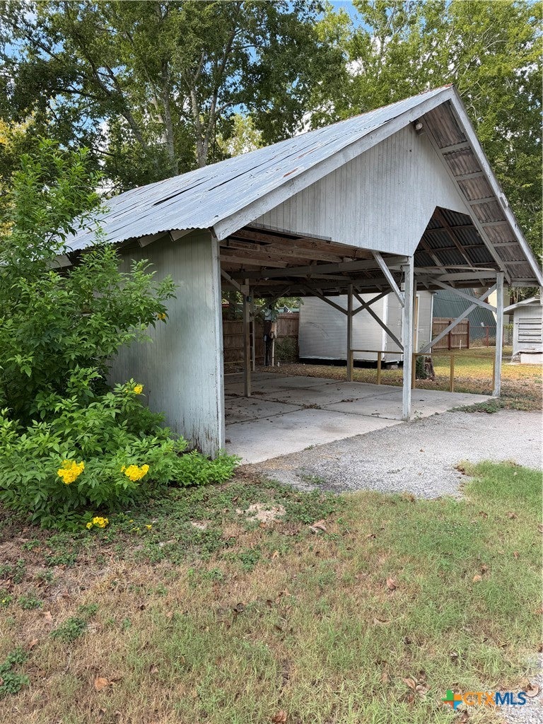 Photo of 882 Buerger Lane, Seguin, TX 78155 (MLS # 625916)