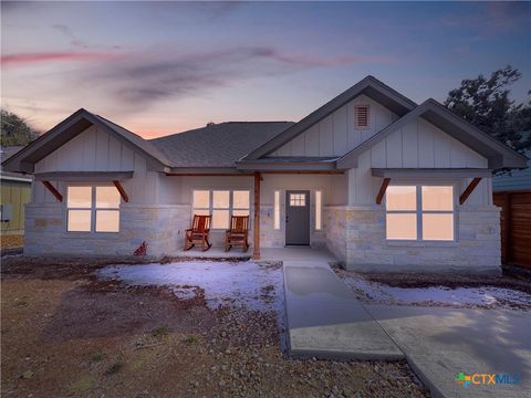 A home in Canyon Lake