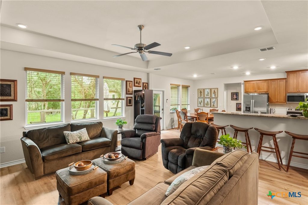Photo of 805 Willow Creek Circle, San Marcos, TX 78666 (MLS # 606671)